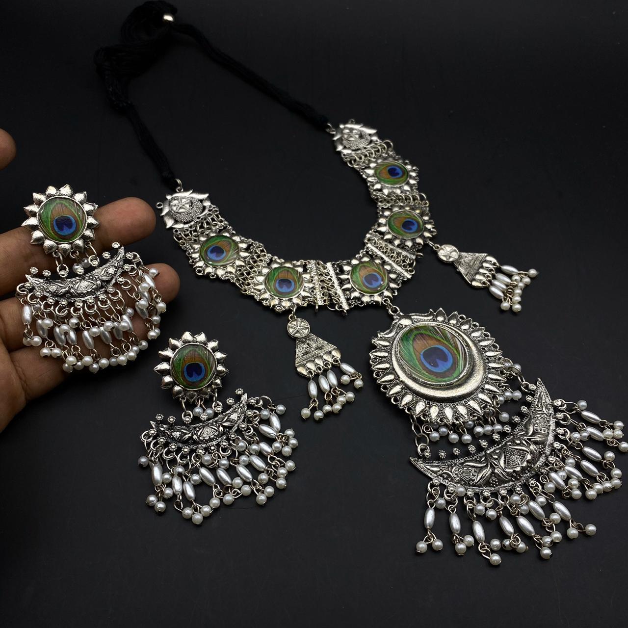 Mayura Necklace