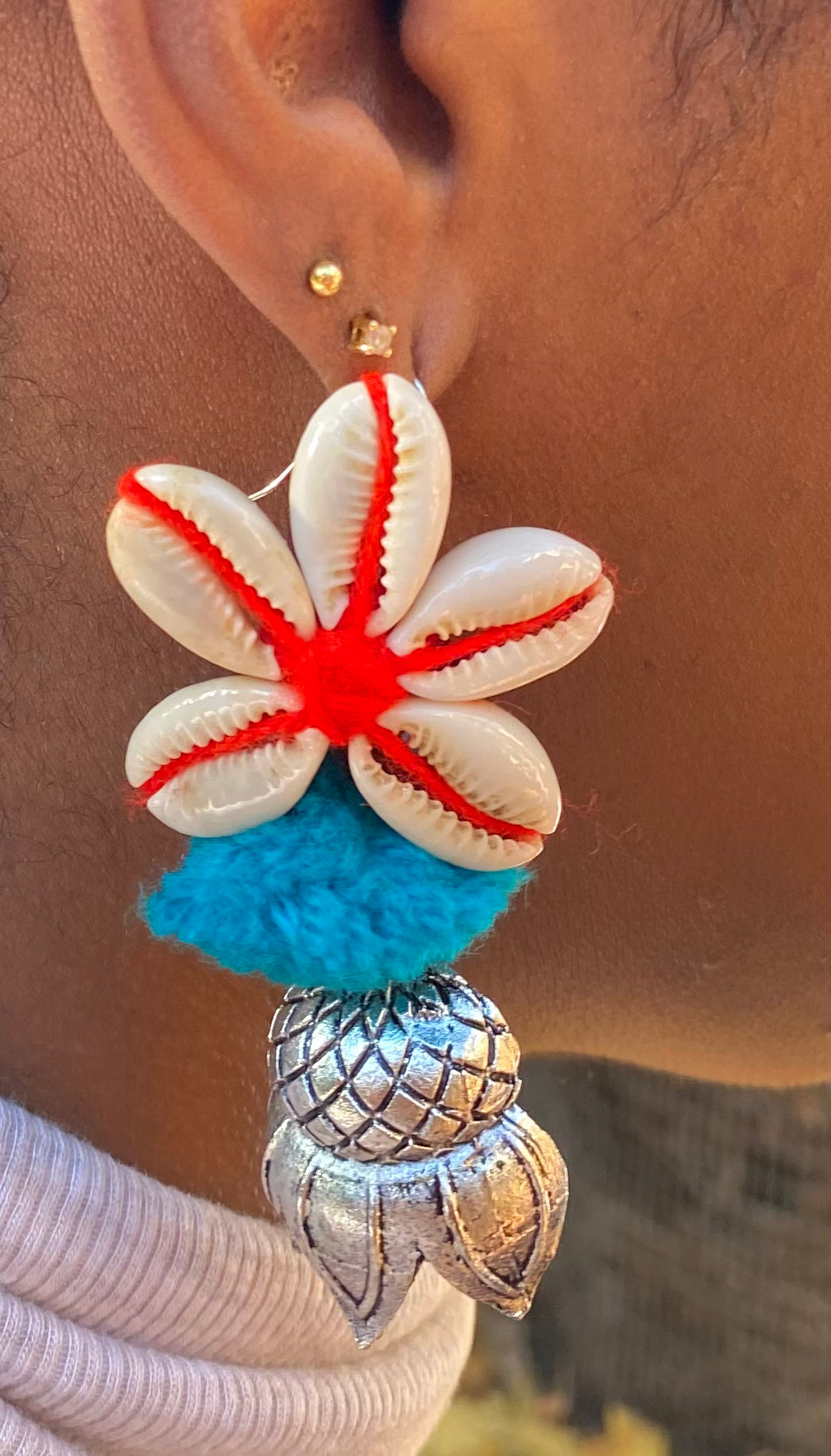 Shell Pom Pom Fabric Flower Earrings