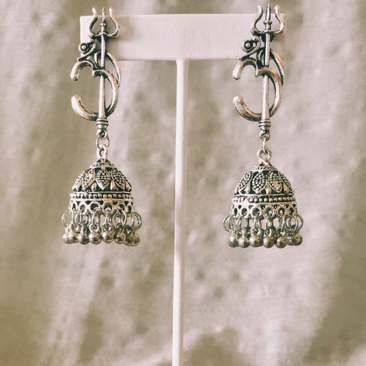 Om Trishula Earrings (Silver/Gold)